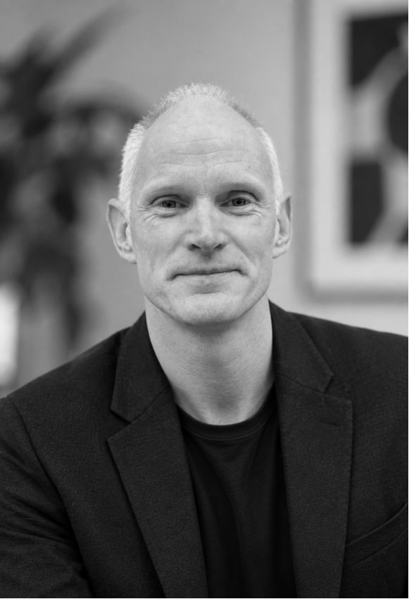 Simon Robinson
